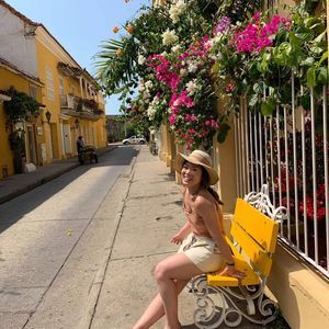 Meet your Posher, Suzanne